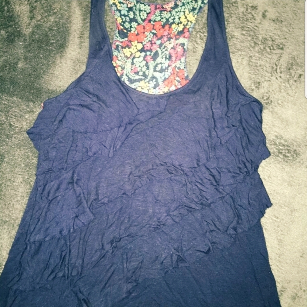 Women's American Eagle Top Size Med